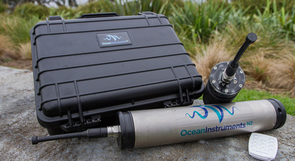 画像:SoundTrap ST600 | 海中等の音を録音 水中音響 レコーダー