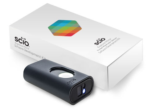 画像:SCiO - pocket molecular sensor | 対象物 情報 読み取る 小型 分子  センサー