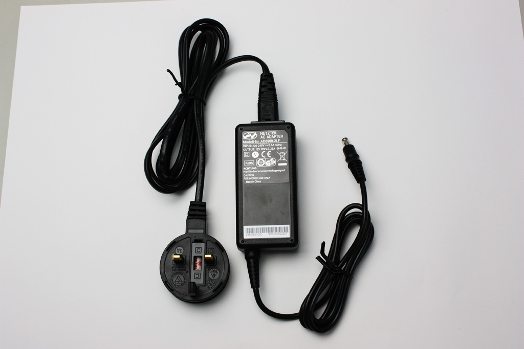 画像:NETZTEIL AC ADAPTER AD6660-2LF | ヨーロッパ 規格 ACアダプタ    